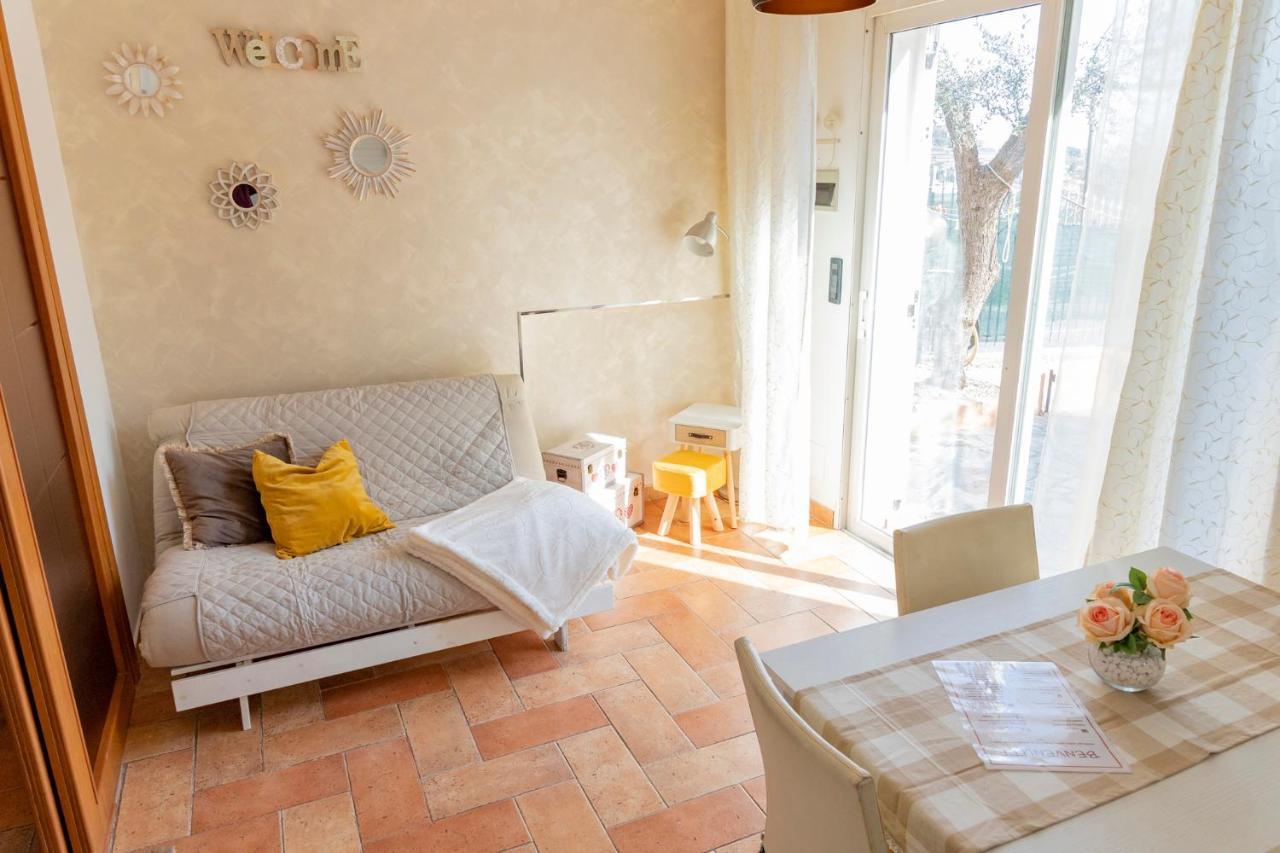 Leto's In - Parking & Garden * San Remo